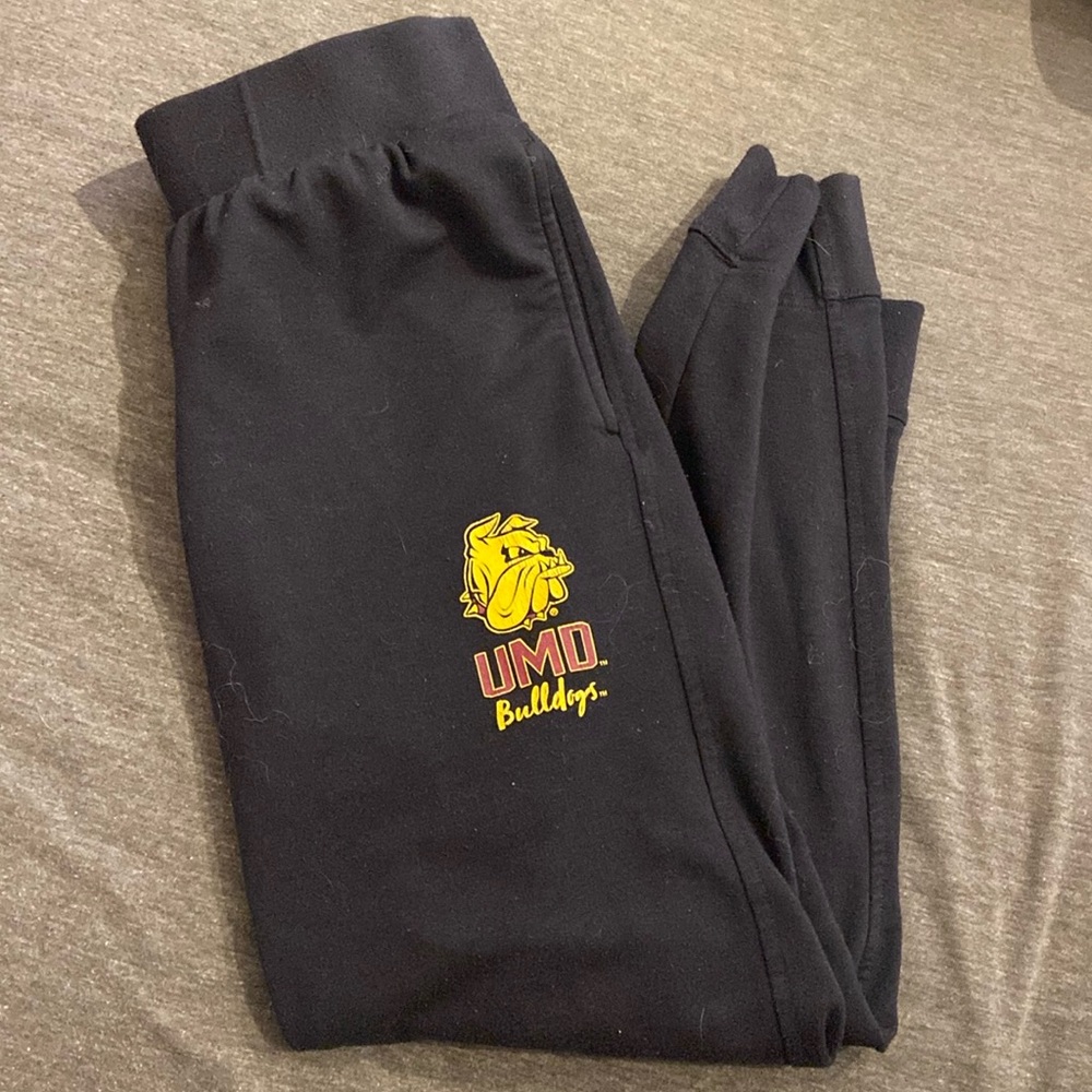 UMD under armor joggers